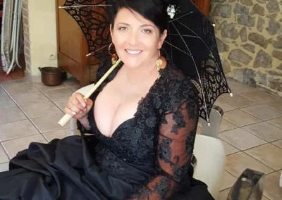 Robe de mariée noire